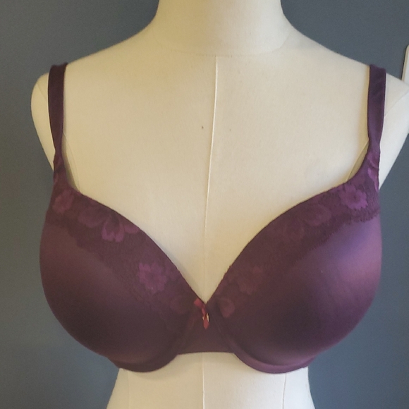 Victoria's Secret Other - Victoria's Secret Deep Purple Lace Bra